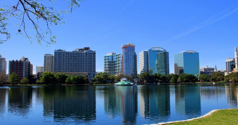 Top Attractions in Orlando, USA – Discover the Magic Beyond the Theme Parks