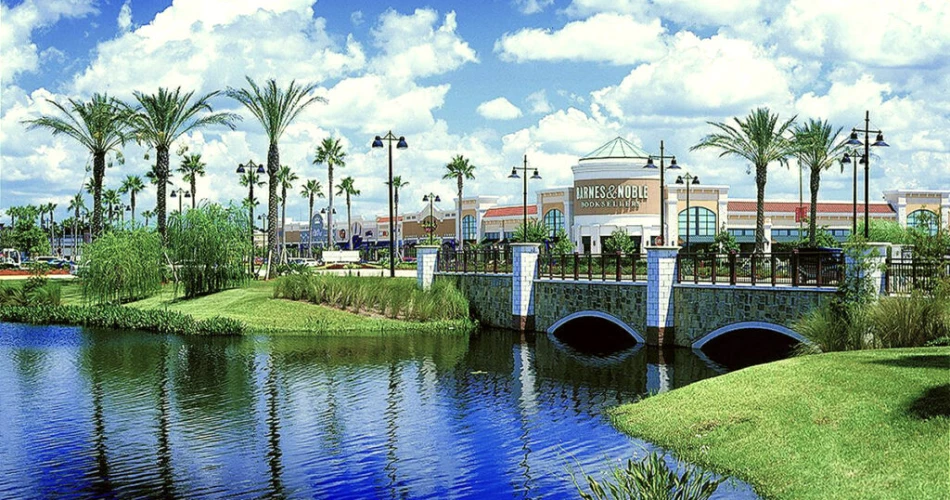 Top Malls in Orlando, USA – The Ultimate Shopping Guide 2025